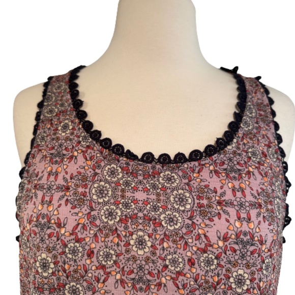 LC LAUREN CONRAD Top Peplum Crochet Dusk Pink Floral Sleeveless Large - Picture 6 of 10